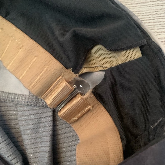 Lululemon Run Your Heart Out Gray Tank Top Pleated with Drawstring Hem - Picture 9 of 11